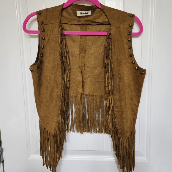 *Sold* Fringe faux suade vest - Picture 1 of 2
